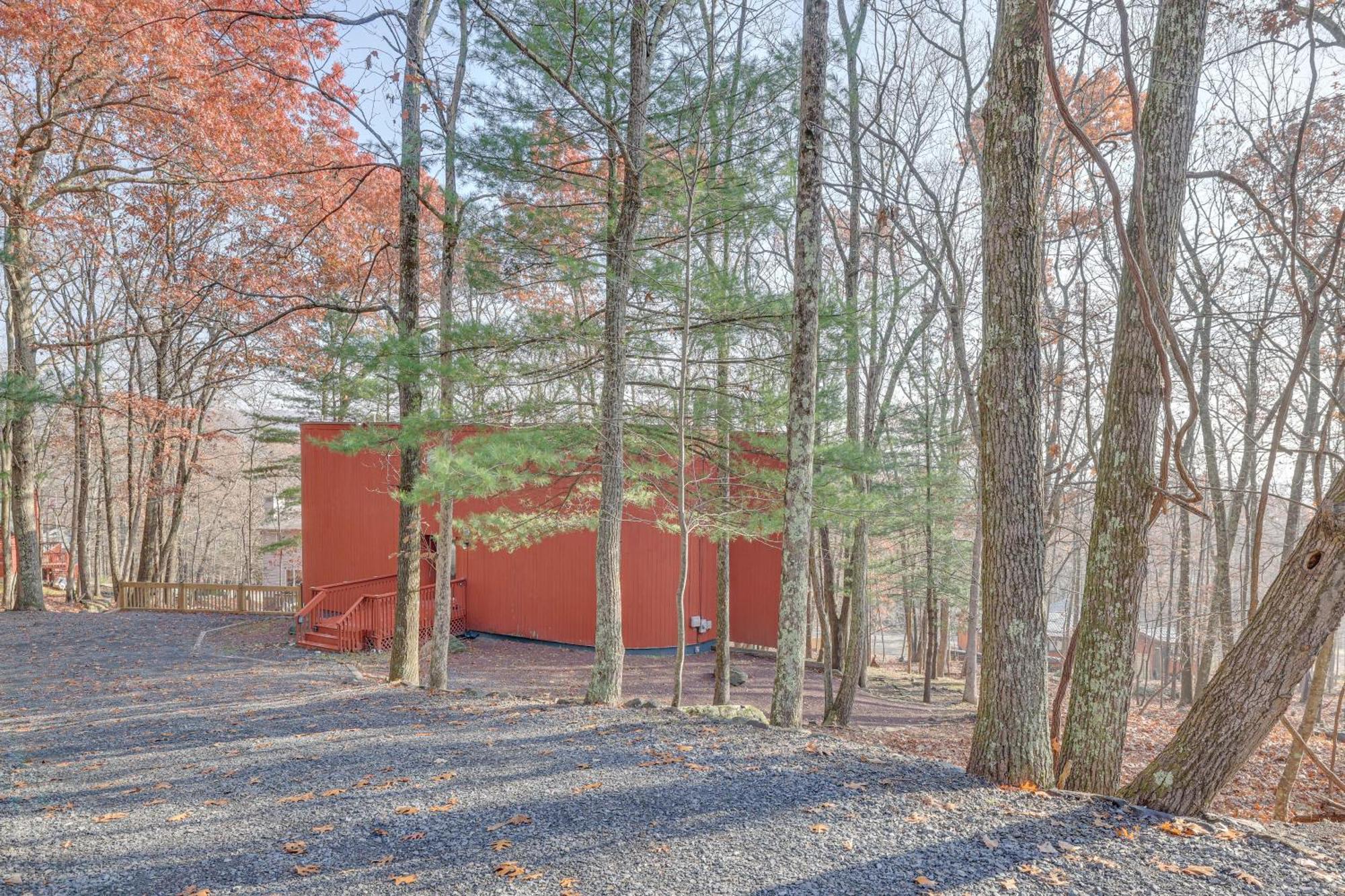 Unique Roundhouse: Hot Tub-Game Room-Firepit&More! Bushkill Dış mekan fotoğraf