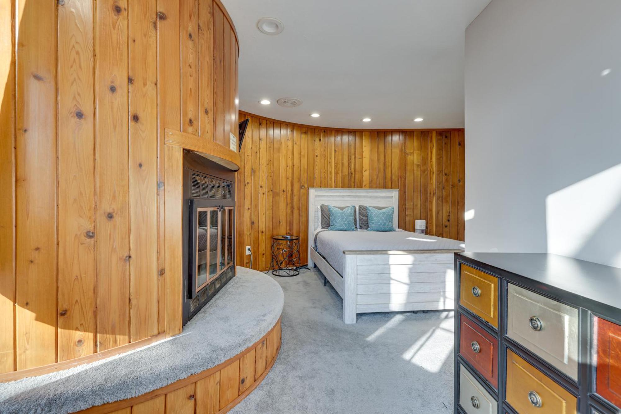 Unique Roundhouse: Hot Tub-Game Room-Firepit&More! Bushkill Dış mekan fotoğraf