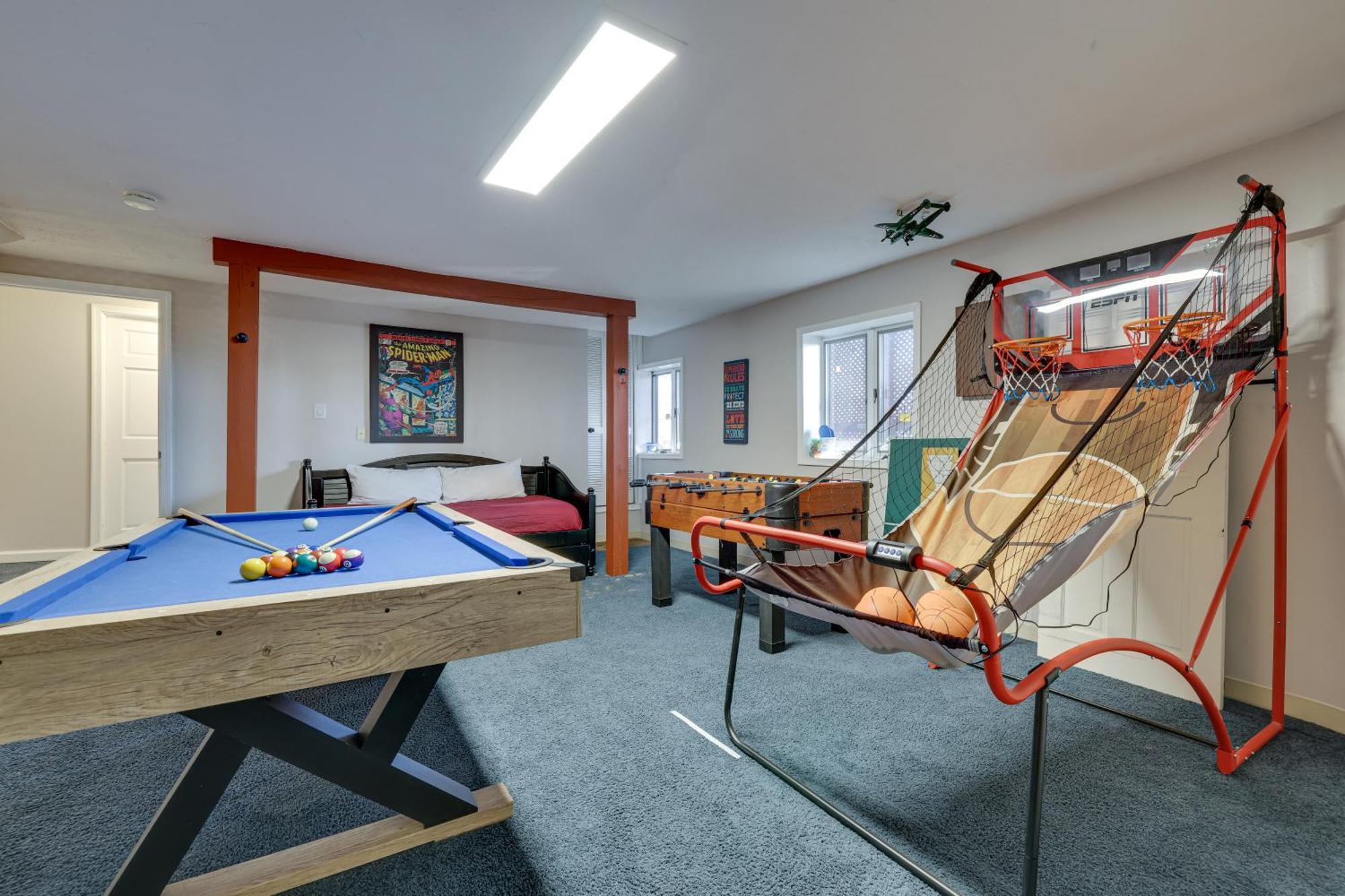 Unique Roundhouse: Hot Tub-Game Room-Firepit&More! Bushkill Dış mekan fotoğraf